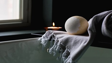 How to Choose Candles for Your Bathroom