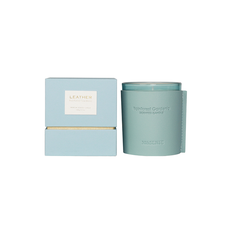 The Leather Collection 5% Rainforest Gardenia 180g Blue Scented Candle